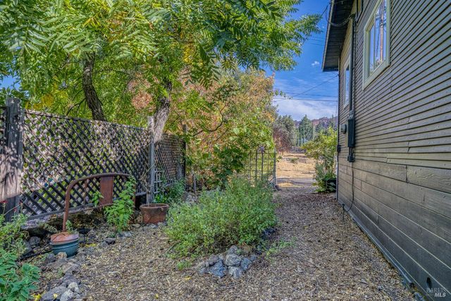 14073 Konocti St, Clearlake, CA 95422