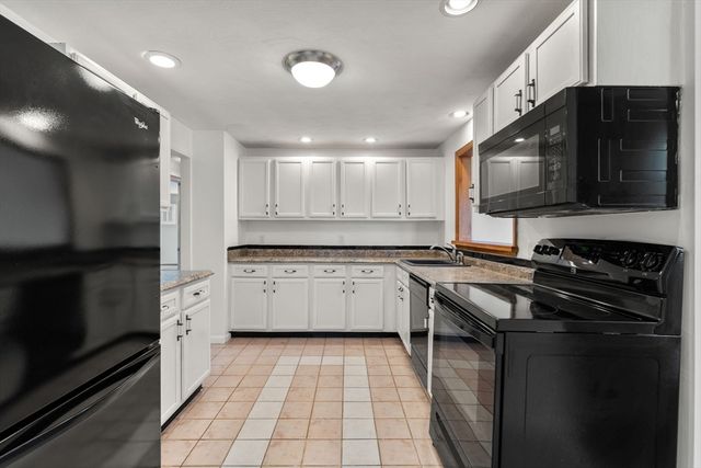 103 Wenham St, Danvers, MA 01923