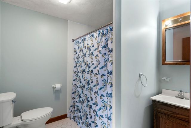 103 Wenham St, Danvers, MA 01923