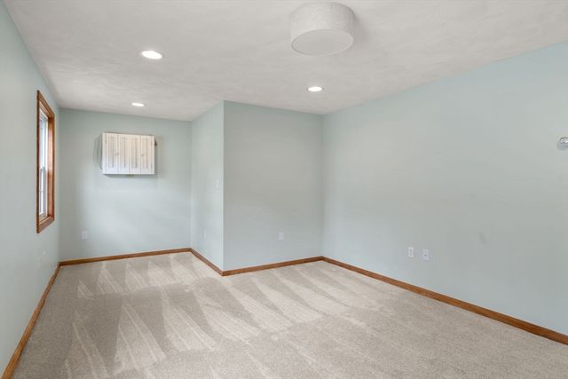 103 Wenham St, Danvers, MA 01923