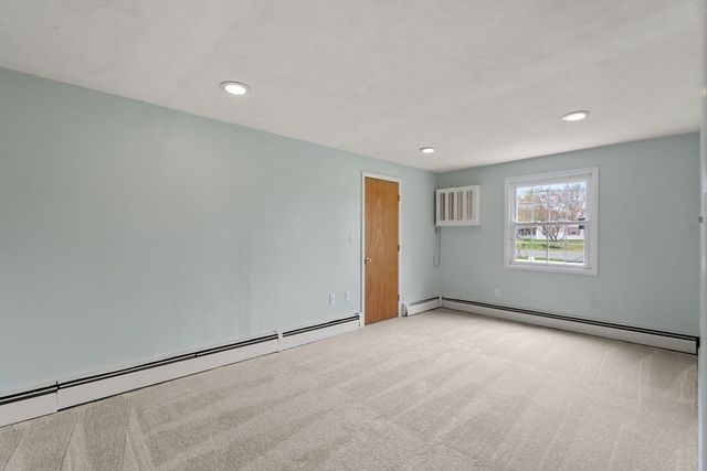 103 Wenham St, Danvers, MA 01923