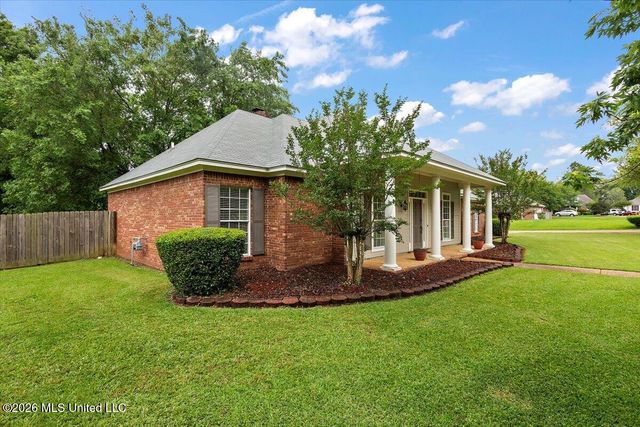 428 Jordan Ridge Place, Madison, MS 39110