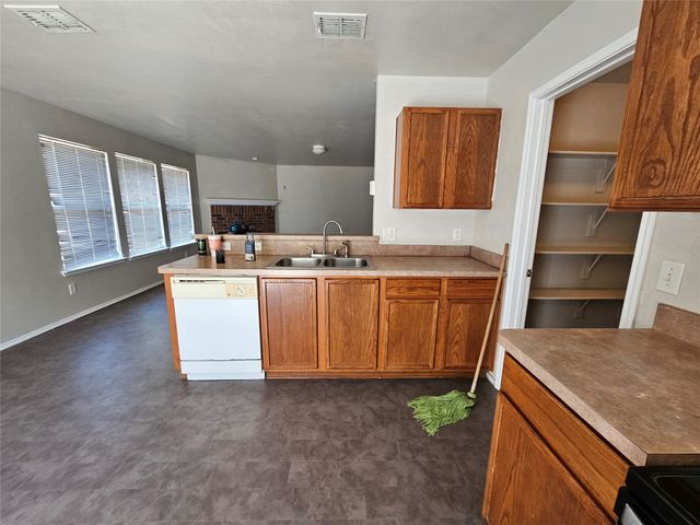 1630 Duet Drive, Dallas, TX 75241
