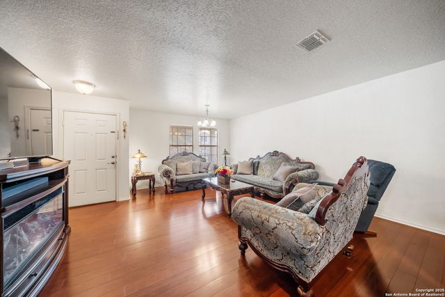 327 redbud, San Antonio, TX 78245