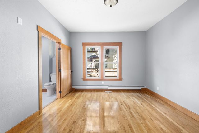 110 SE 7th St, Minot, ND 58701