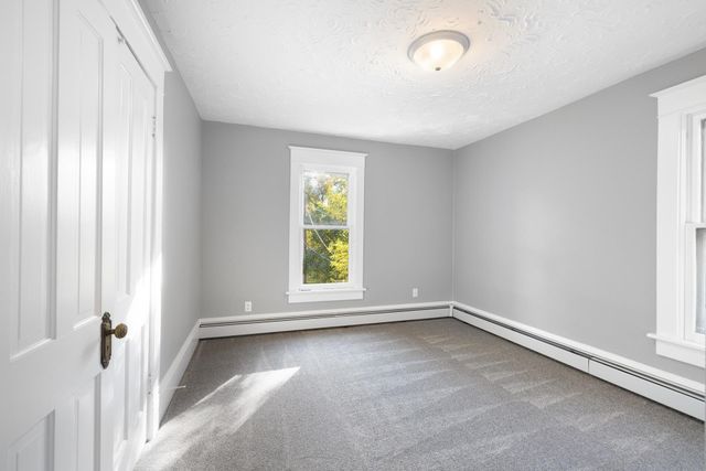 110 SE 7th St, Minot, ND 58701