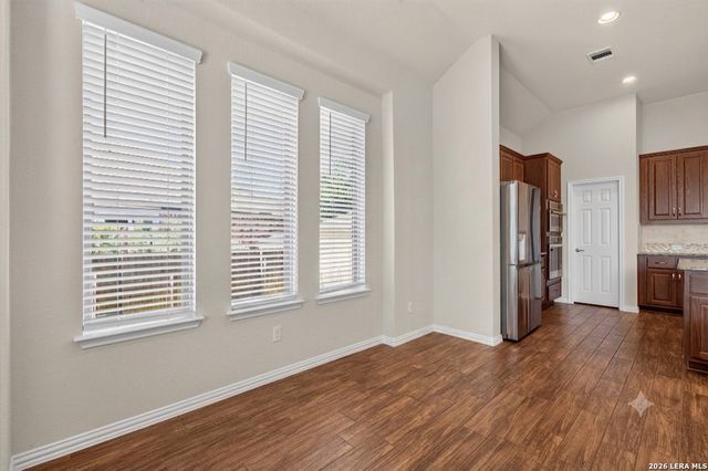 921 ACADEMY OAKS DR, San Marcos, TX 78666