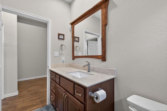 921 ACADEMY OAKS DR, San Marcos, TX 78666