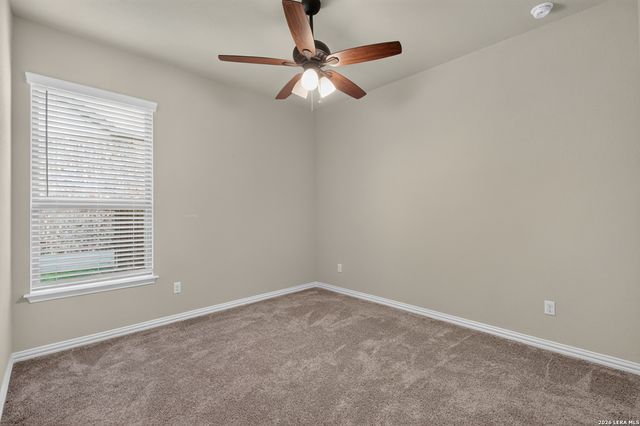 921 ACADEMY OAKS DR, San Marcos, TX 78666