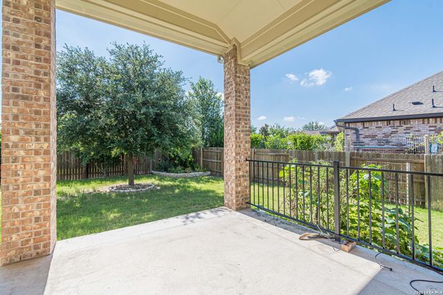 921 ACADEMY OAKS DR, San Marcos, TX 78666