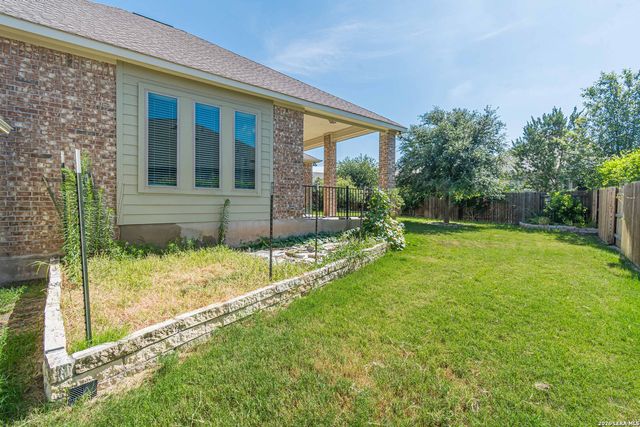 921 ACADEMY OAKS DR, San Marcos, TX 78666