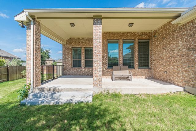 921 ACADEMY OAKS DR, San Marcos, TX 78666