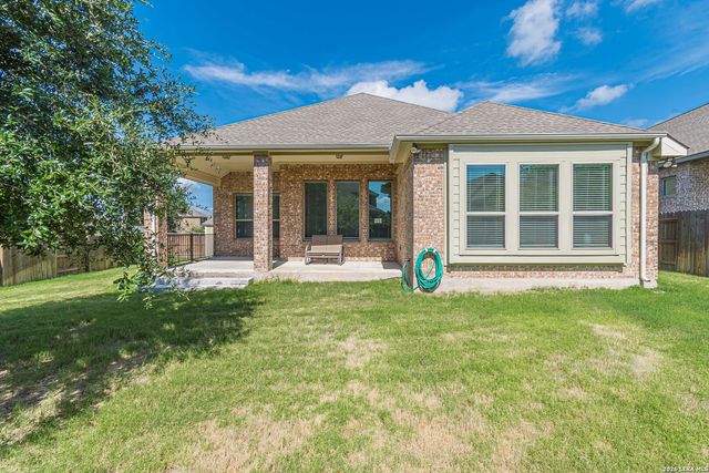 921 ACADEMY OAKS DR, San Marcos, TX 78666