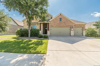 921 ACADEMY OAKS DR, San Marcos, TX 78666