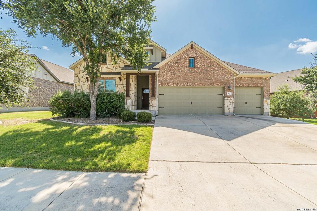 921 ACADEMY OAKS DR, San Marcos, TX 78666