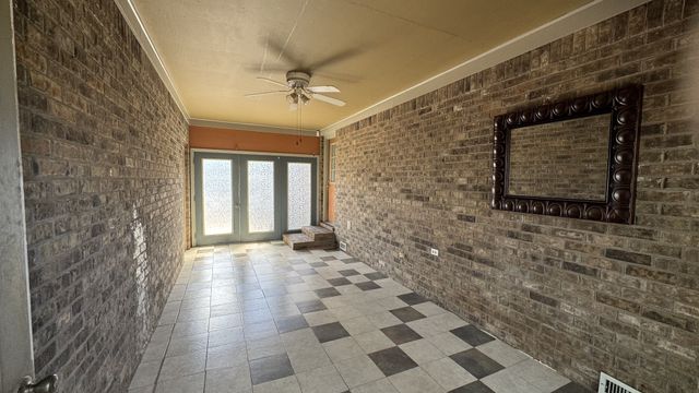 2306 Crown Hill Dr, Murfreesboro, TN 37129