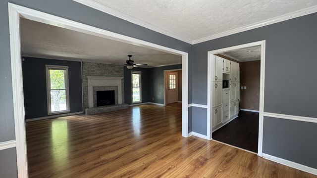 2306 Crown Hill Dr, Murfreesboro, TN 37129