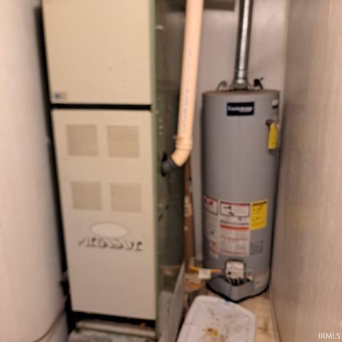 616 N Edgewood Drive, Muncie, IN 47303