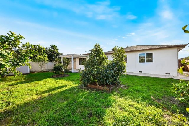 720 Fern St, Escondido, CA 92027