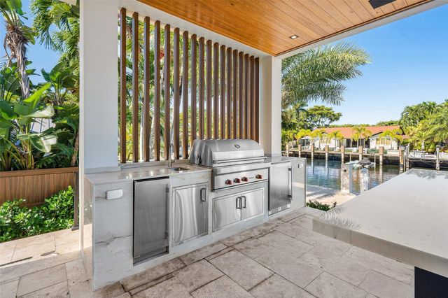 2817 NE 25th St, Fort Lauderdale, FL 33305