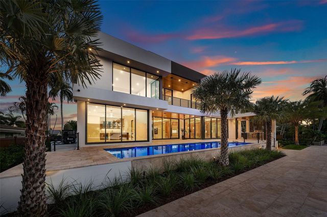 2817 NE 25th St, Fort Lauderdale, FL 33305