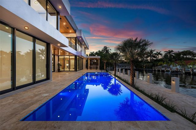 2817 NE 25th Street, Fort Lauderdale, FL 33305