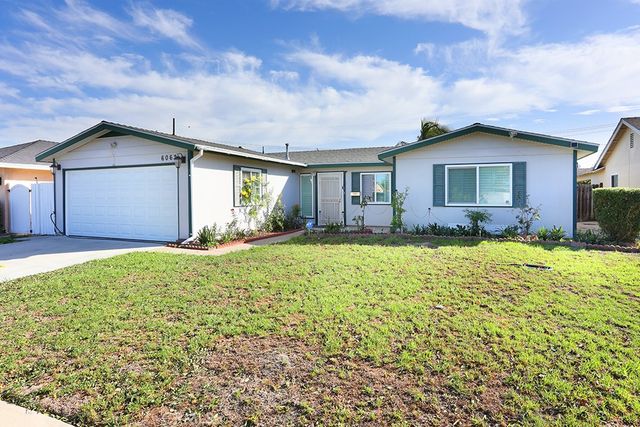6062 Dr Glenwood, Huntington Beach, CA 92647