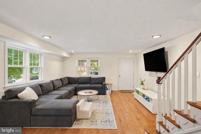 205 E 10TH AVE, Conshohocken, PA 19428