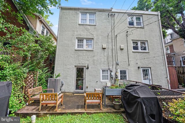 205 E 10TH AVE, Conshohocken, PA 19428