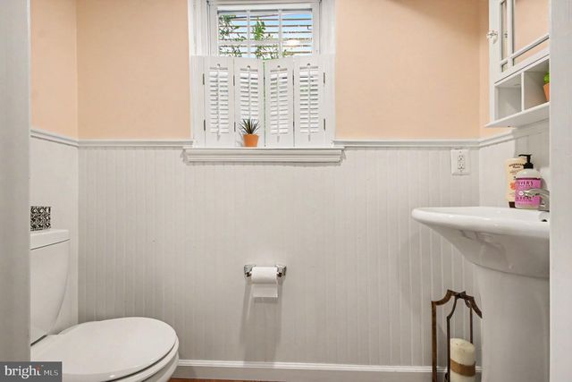 205 E 10TH AVE, Conshohocken, PA 19428