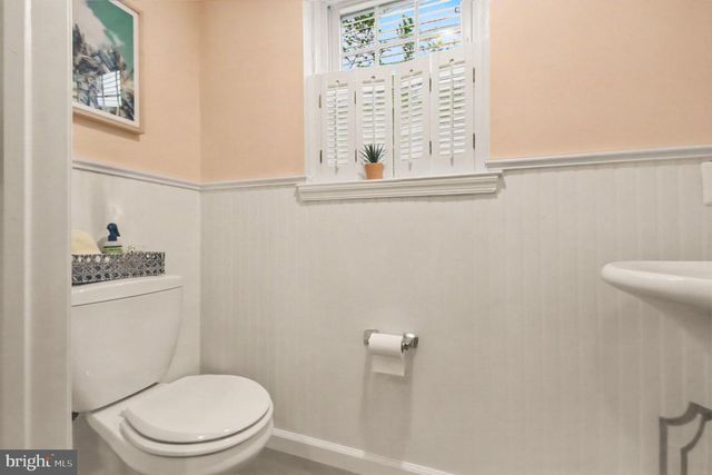 205 E 10TH AVE, Conshohocken, PA 19428