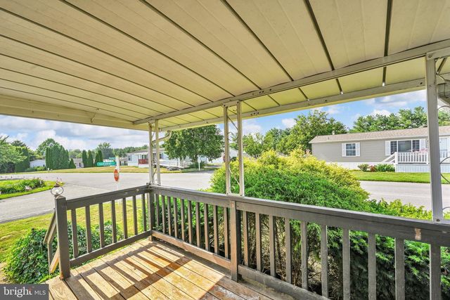 106 SILVER WIND CT S, Lancaster, PA 17603