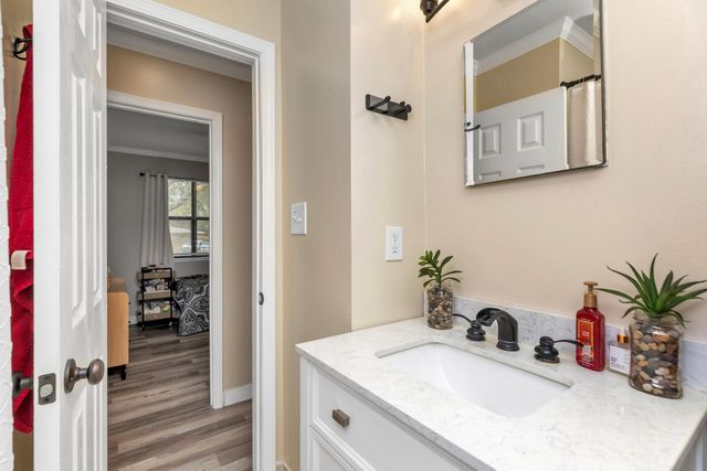 116 SW Cowrie Avenue, Fort Walton Beach, FL 32548