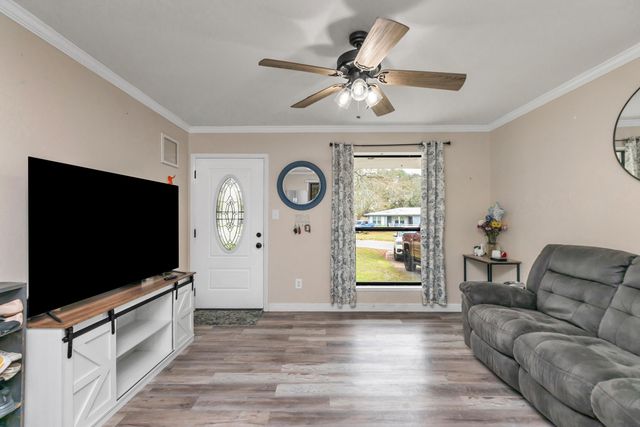 116 SW Cowrie Avenue, Fort Walton Beach, FL 32548