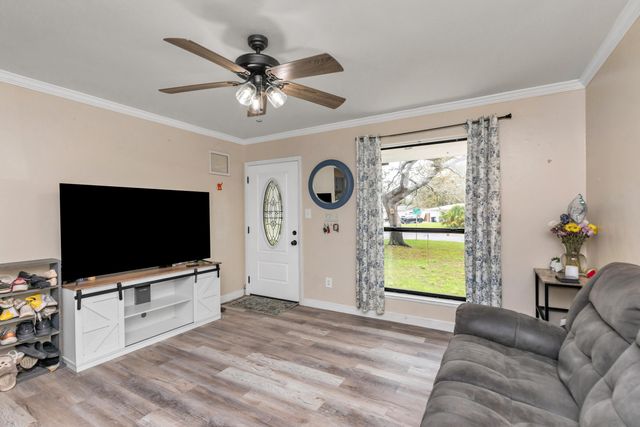 116 SW Cowrie Avenue, Fort Walton Beach, FL 32548