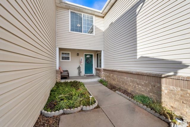 56 W 200 N, Centerville, UT 84014