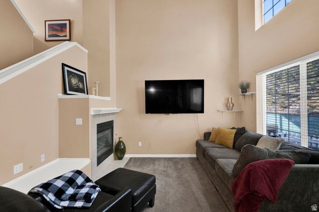 56 W 200 N, Centerville, UT 84014