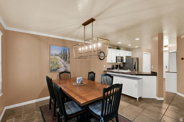 56 W 200 N, Centerville, UT 84014