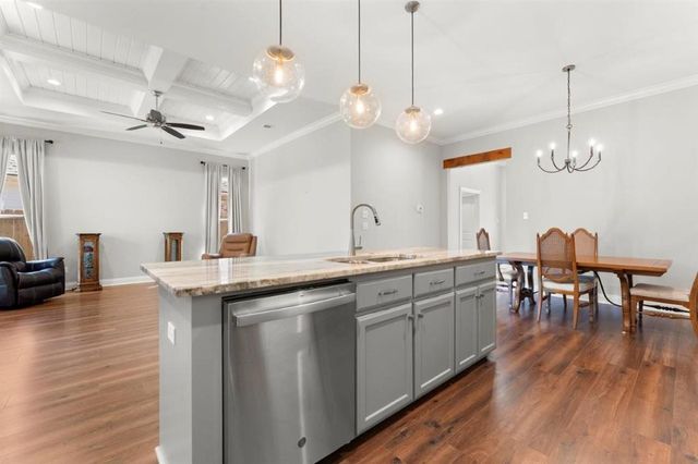 836 Treasure Lane, Lake Charles, LA 70605