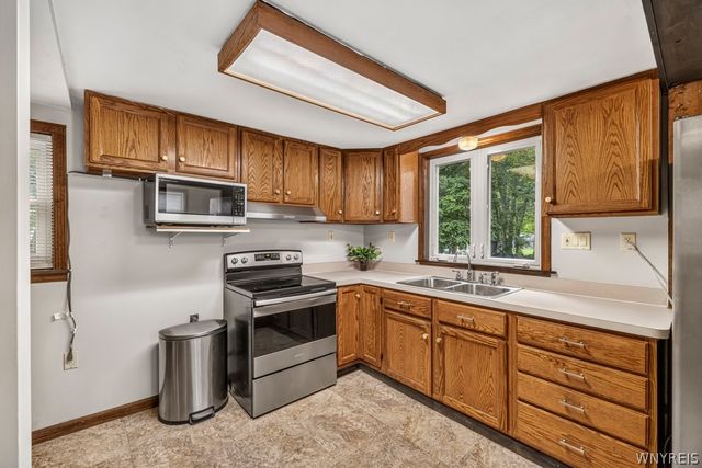 124 Heim Road, Amherst, NY 14221