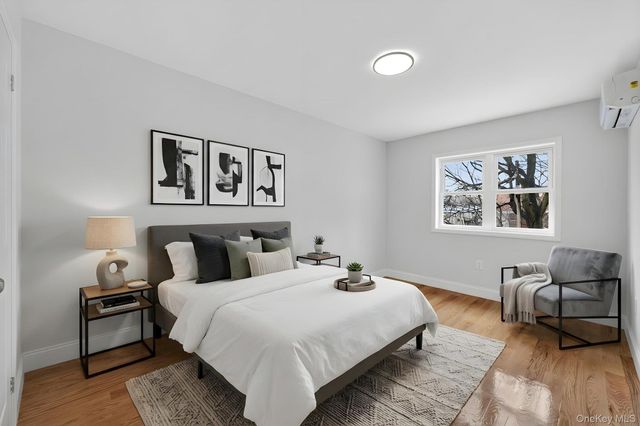 1060 E 228th Street, Bronx, NY 10466