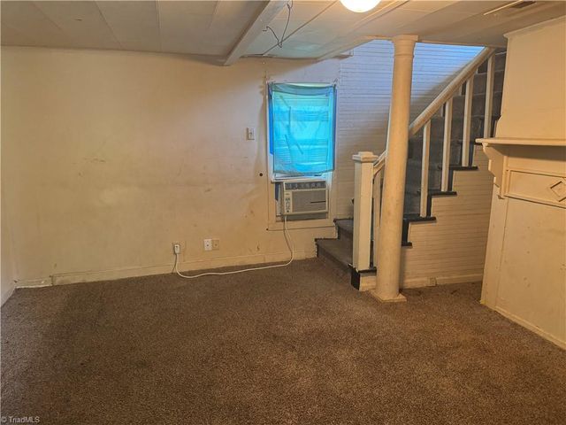 2400 Peachtree Street, Winston-salem, NC 27107