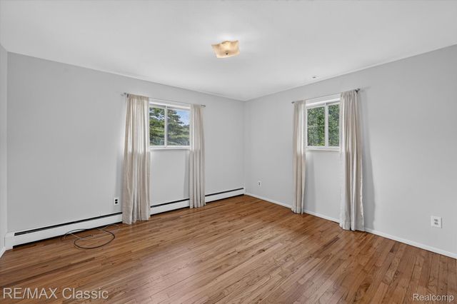 8200 Hannan Road, Van Buren Charter Township, MI 48184