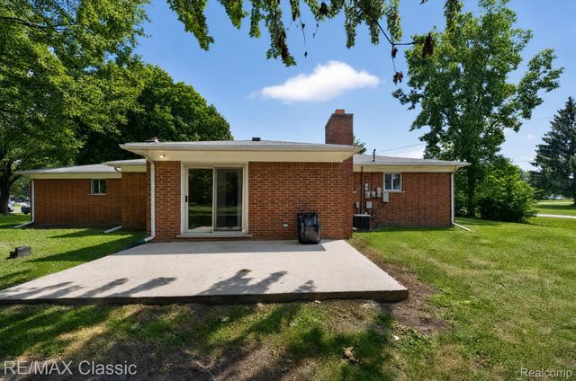 8200 Hannan Road, Van Buren Charter Township, MI 48184