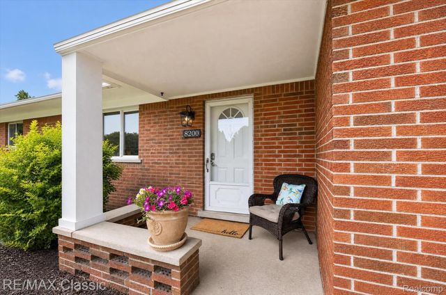 8200 Hannan Road, Van Buren Charter Township, MI 48184