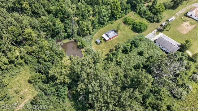 8200 Hannan Road, Van Buren Charter Township, MI 48184