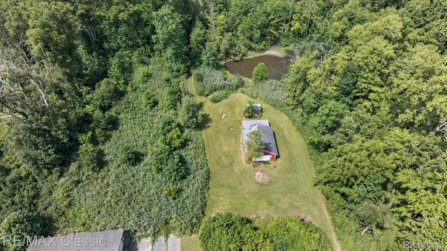 8200 Hannan Road, Van Buren Charter Township, MI 48184