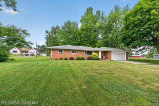 8200 Hannan Road, Van Buren Charter Township, MI 48184