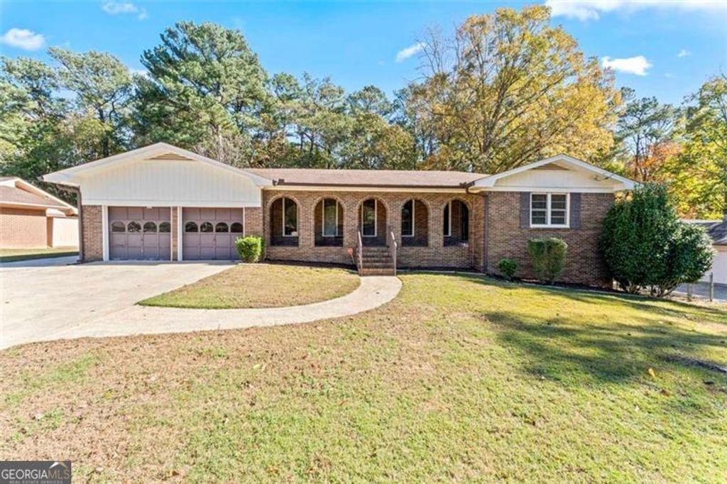 6418 BRIARWOOD Court, Riverdale, GA 30296