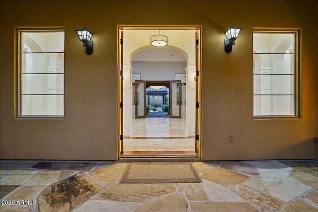 19781 N 96TH Place, Scottsdale, AZ 85255